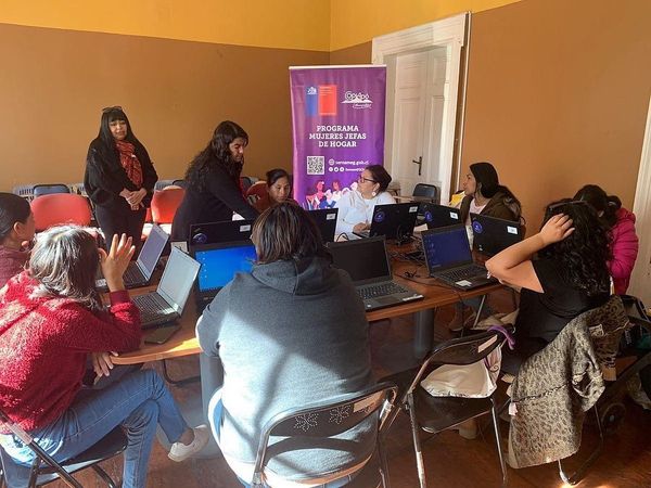 Capacitaciones a Mujeres Jefas de Hogar